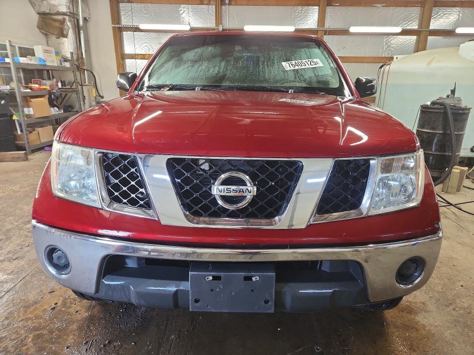 2007 Nissan Frontier Crew cab le