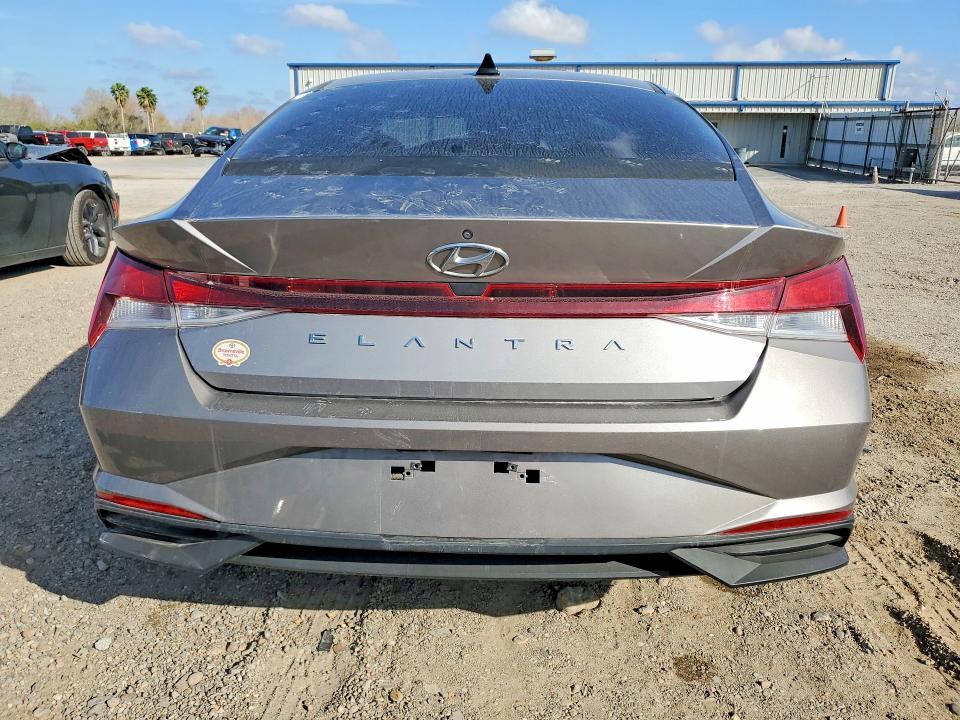 2021 Hyundai Elantra se