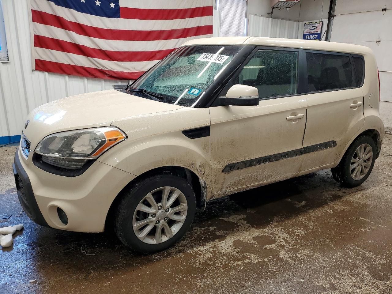2013 KIA Soul +