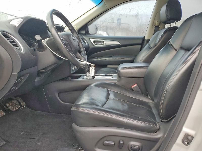 2017 Nissan Pathfinder s