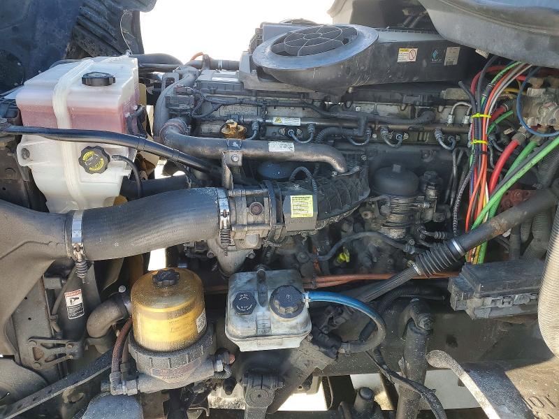 2016 Freigliner 2016 Freightliner Cascadia 125 Semi Truck