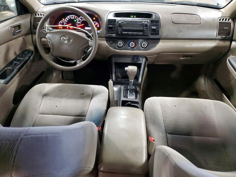 2005 Toyota Camry le