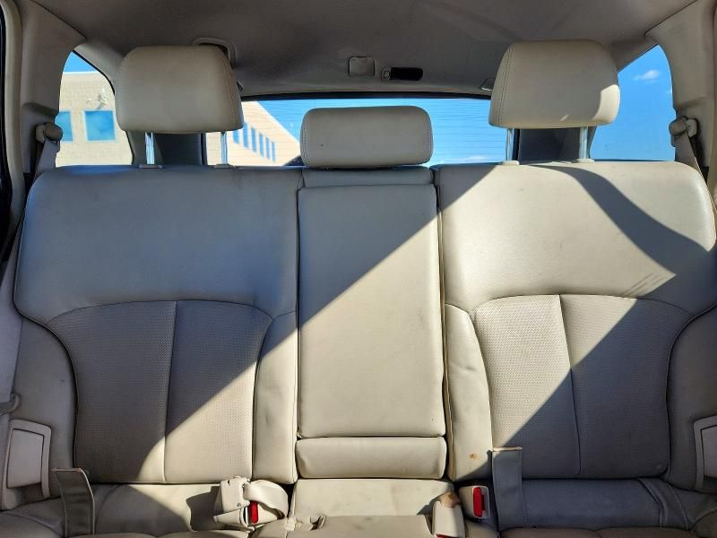 2010 Subaru Outback 2.5i Limited