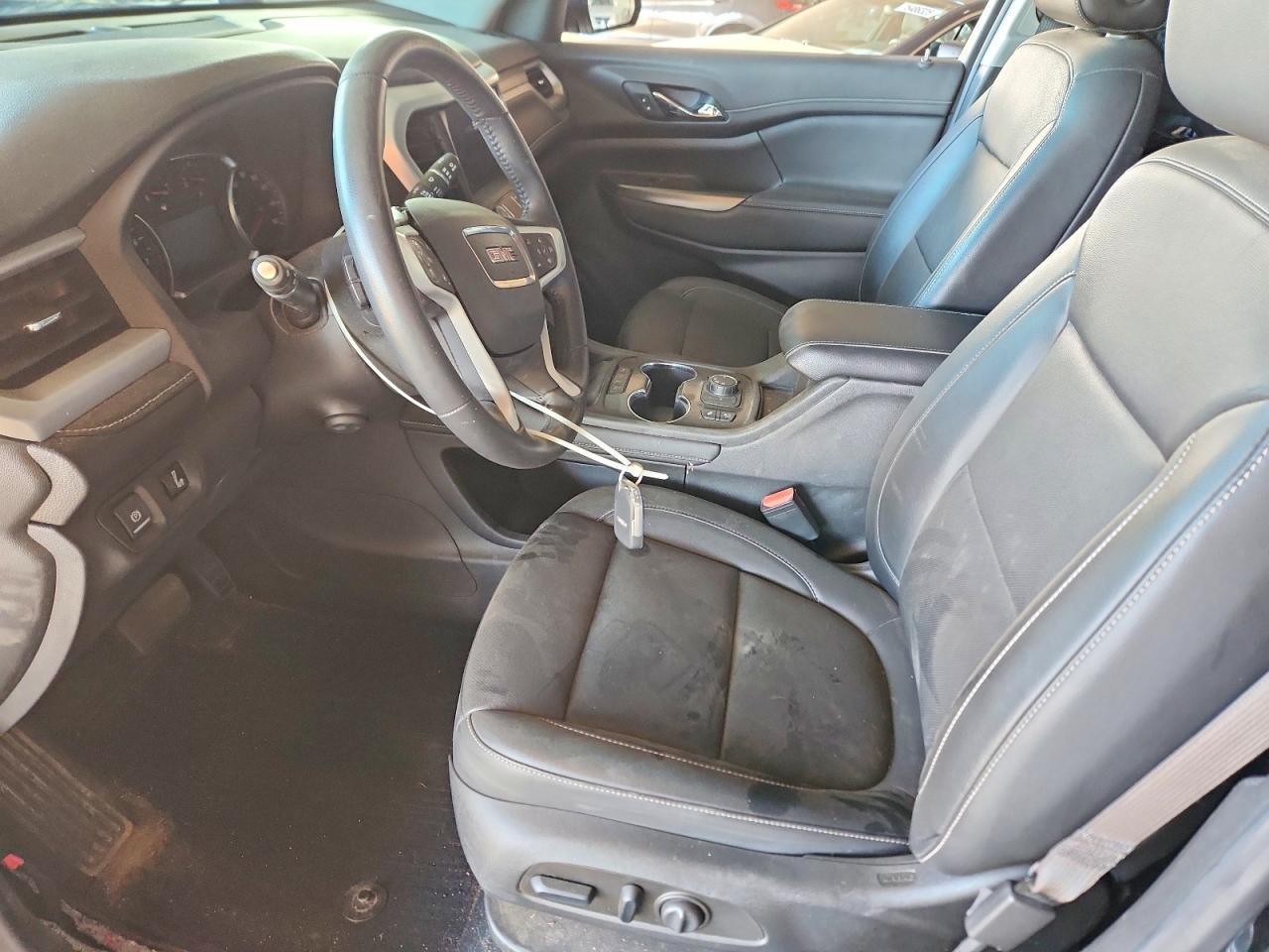 2022 GMC Acadia slt