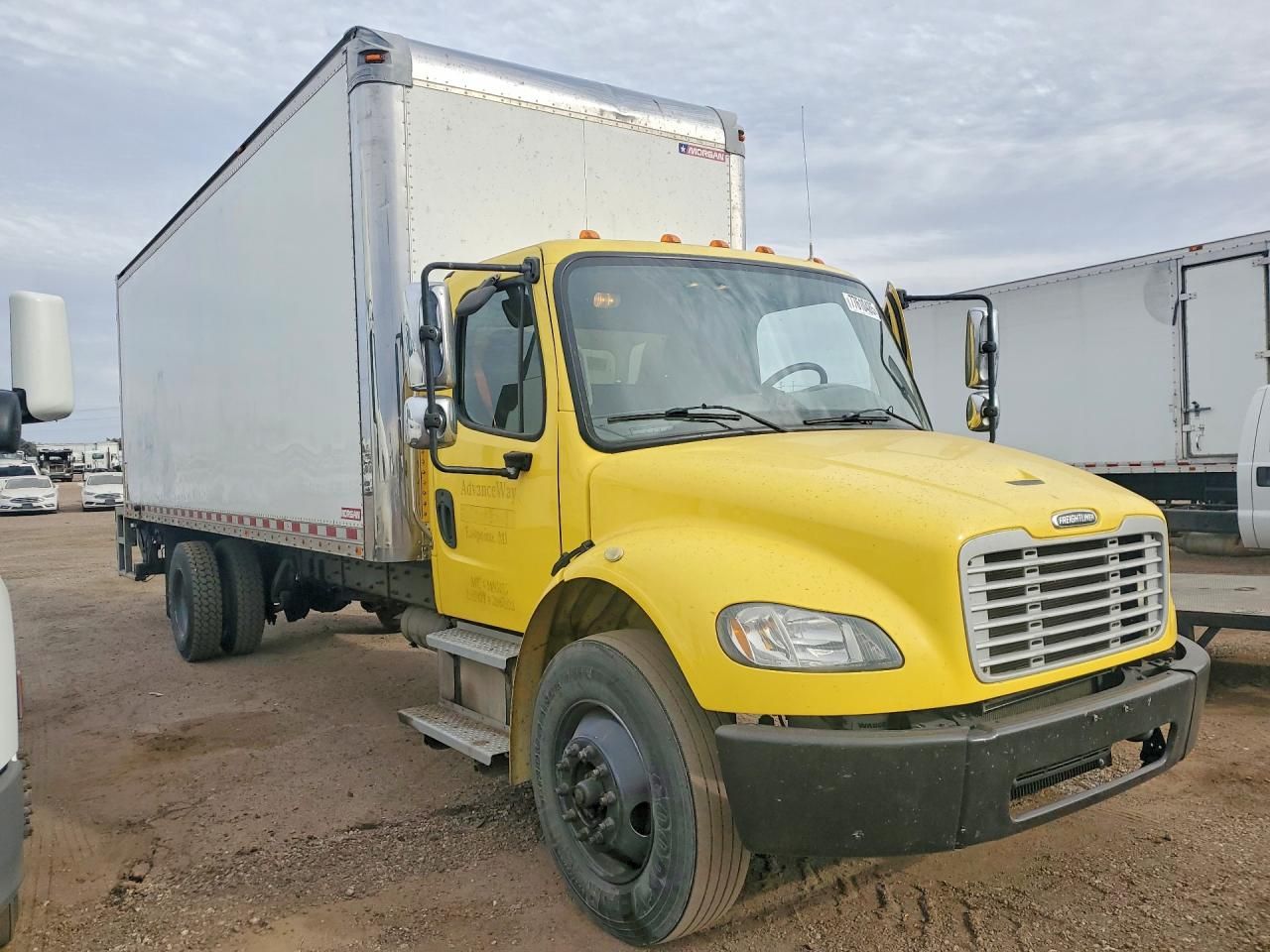 2016 Freightliner Business Class M2 BOX Truck