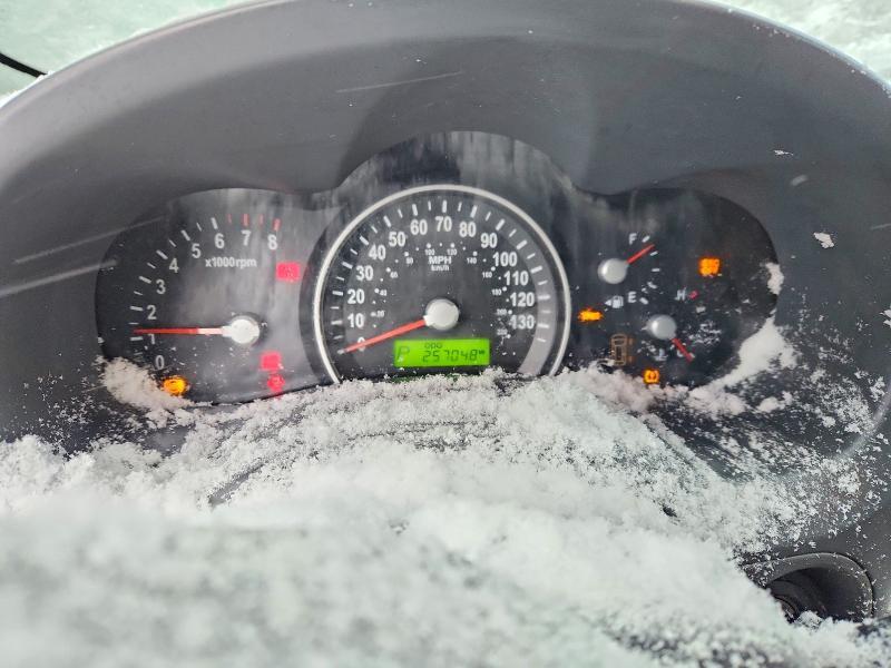 2008 KIA Sedona lx