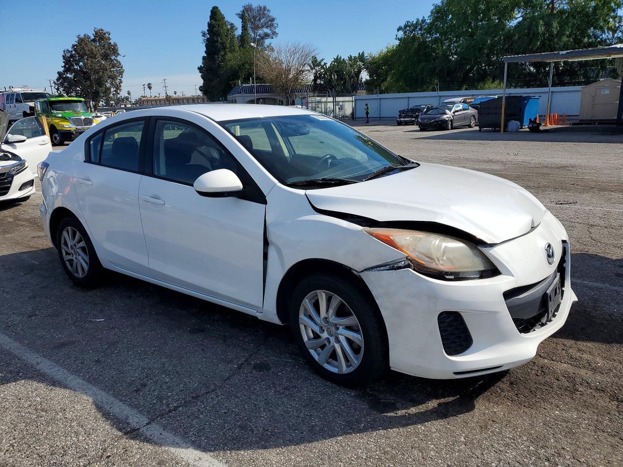 2012 Mazda 3 I