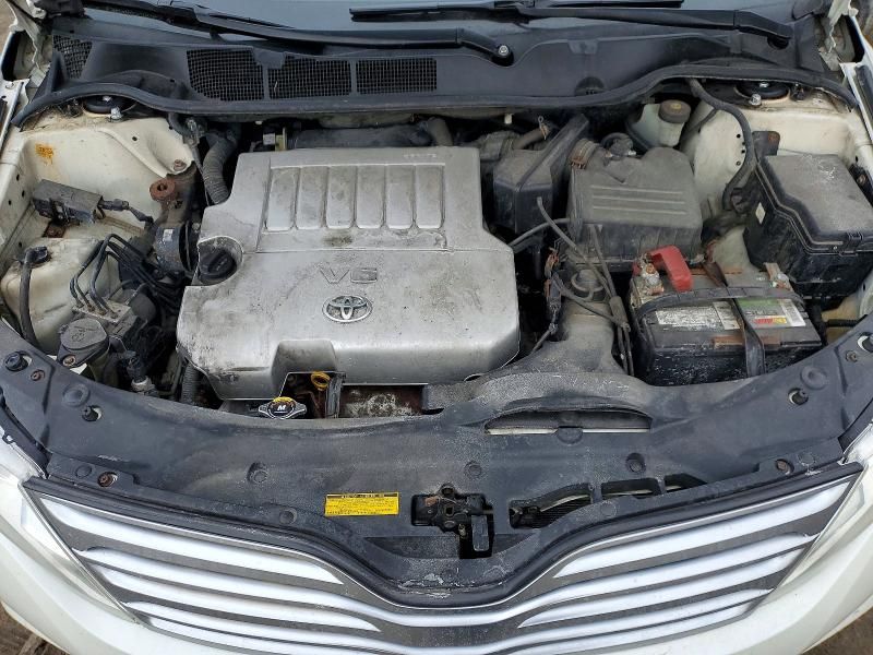 2012 Toyota Venza le