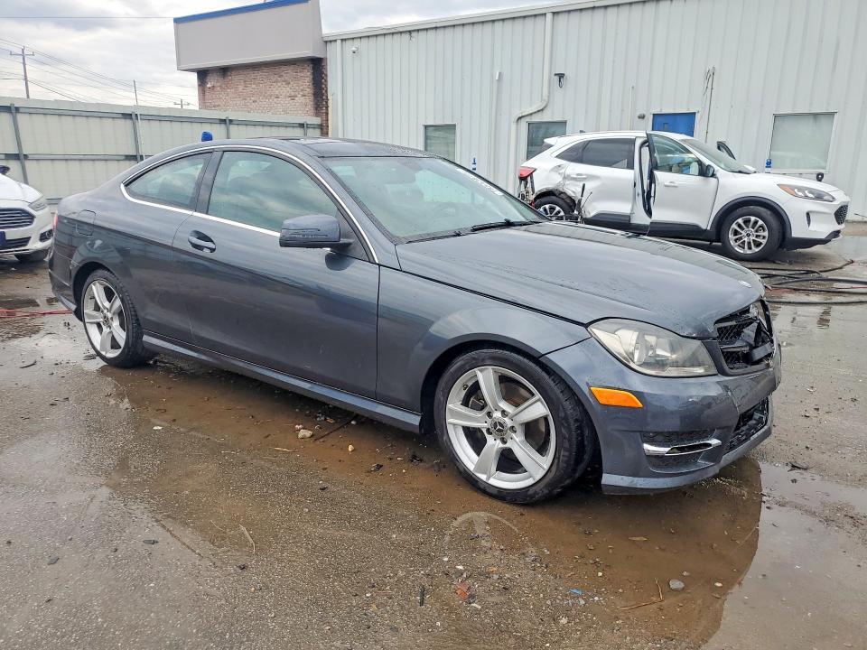 2013 Mercedes-Benz C 250