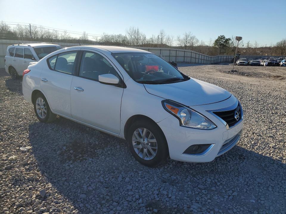 2018 Nissan Versa s