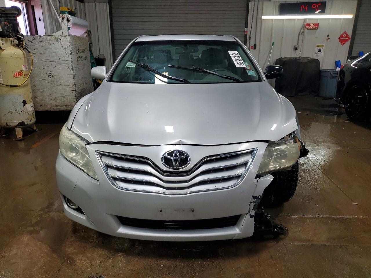 2011 Toyota Camry se