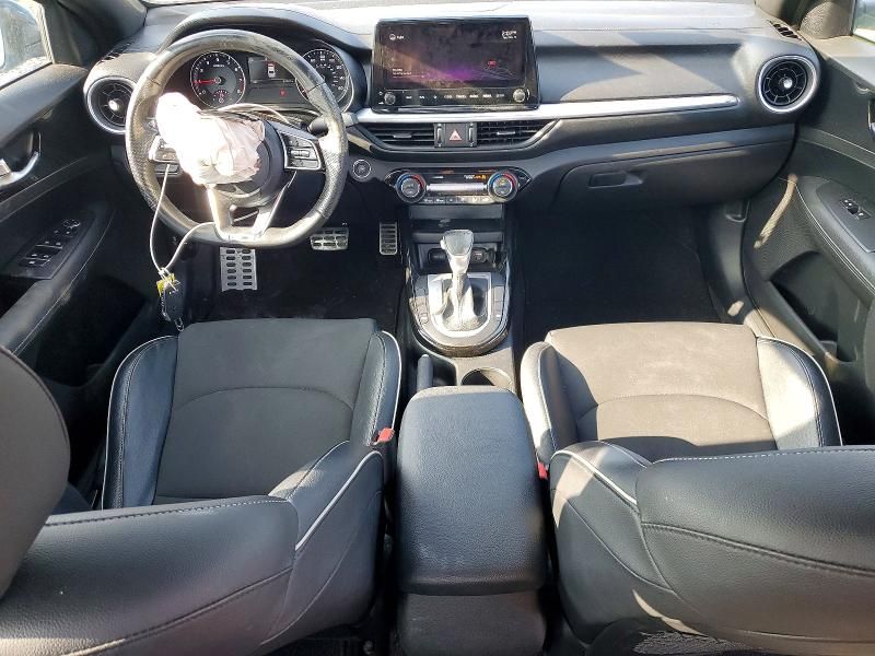 2022 KIA Forte gt Line