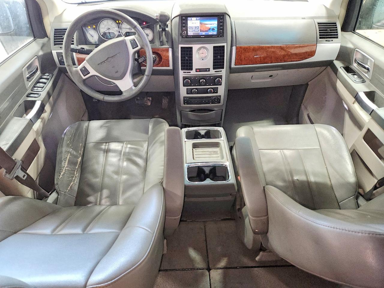 2008 Chrysler Town & Country Touring