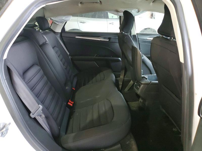 2015 Ford Fusion se Hybrid
