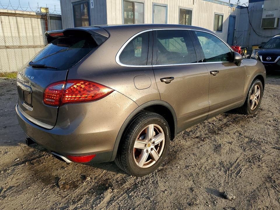 2011 Porsche Cayenne s Hybrid