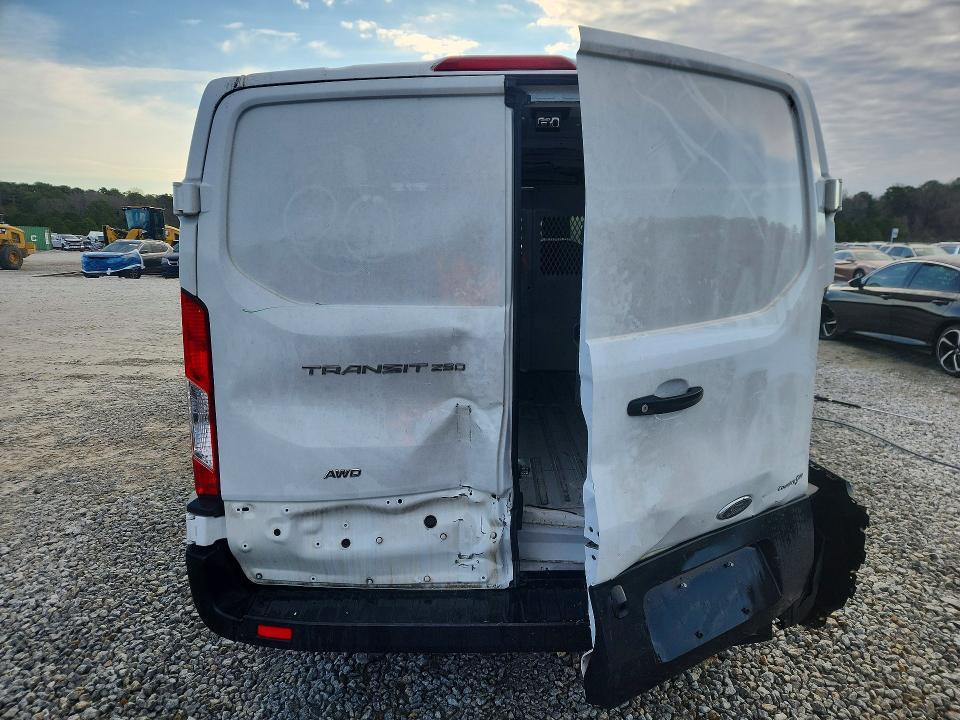 2021 Ford Transit Cargo van t