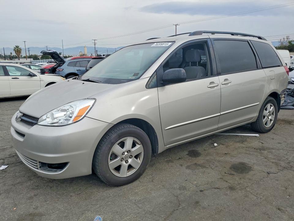 2005 Toyota Sienna ce