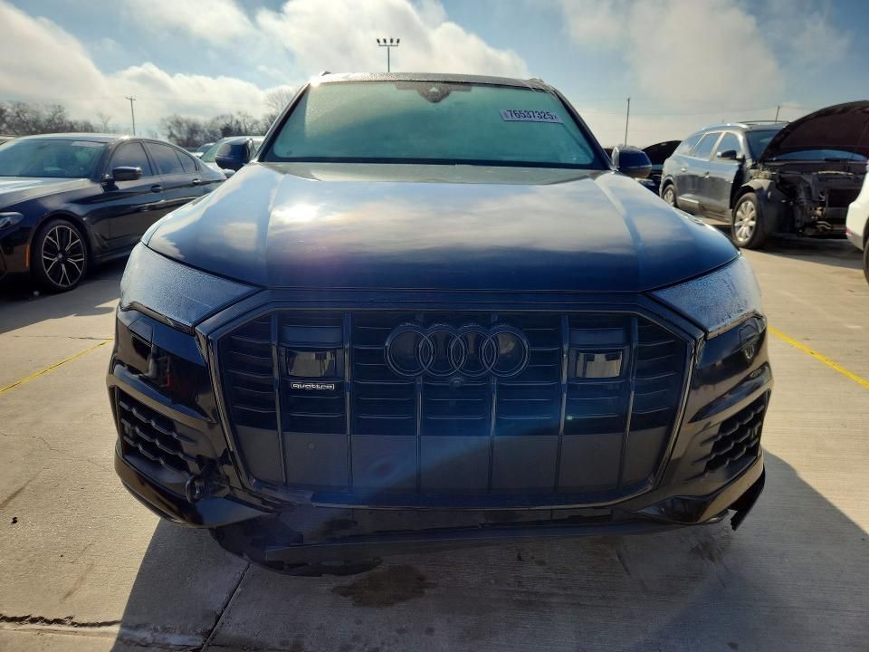 2021 Audi Q7 Prestige