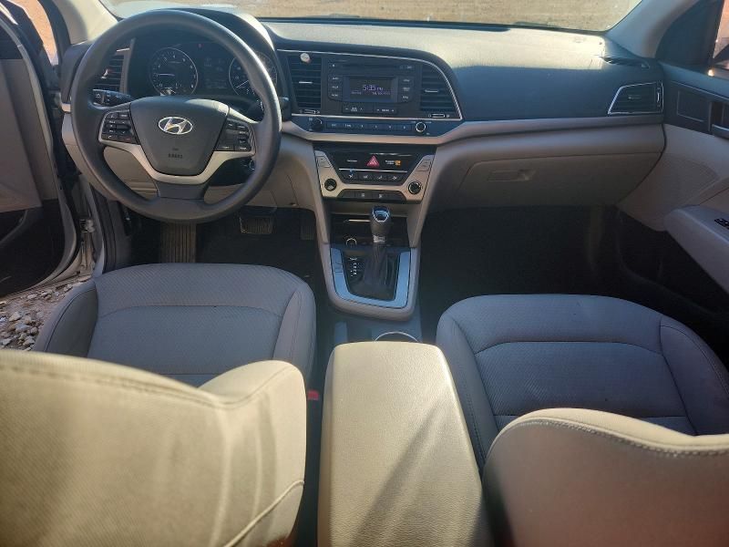 2018 Hyundai Elantra se