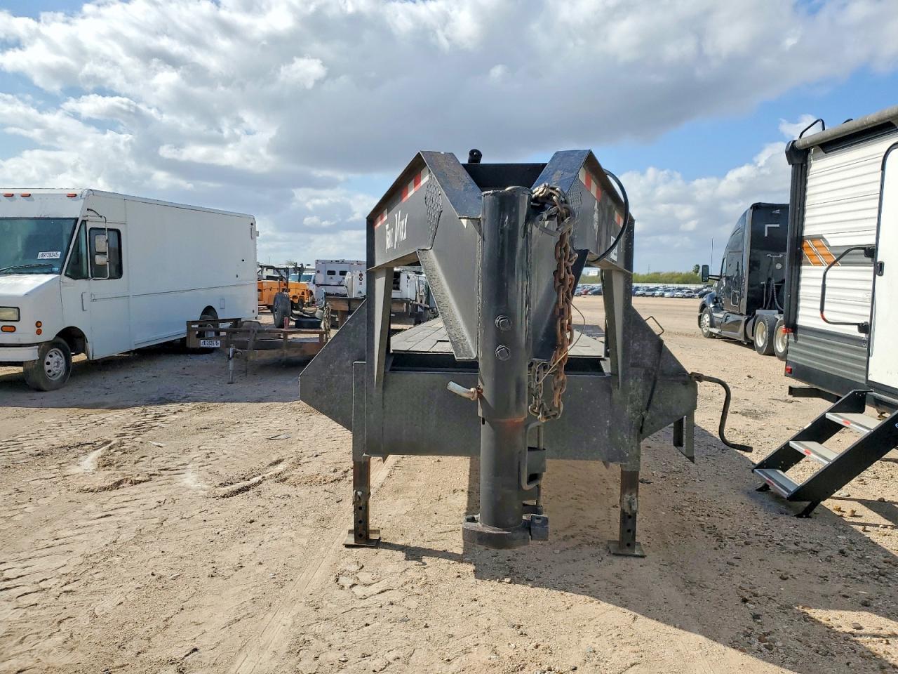 2022 Trailmax Flatbed Trailer