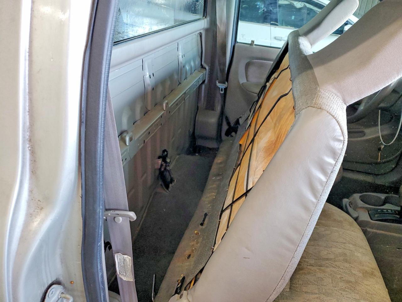 2004 Toyota Tacoma Base