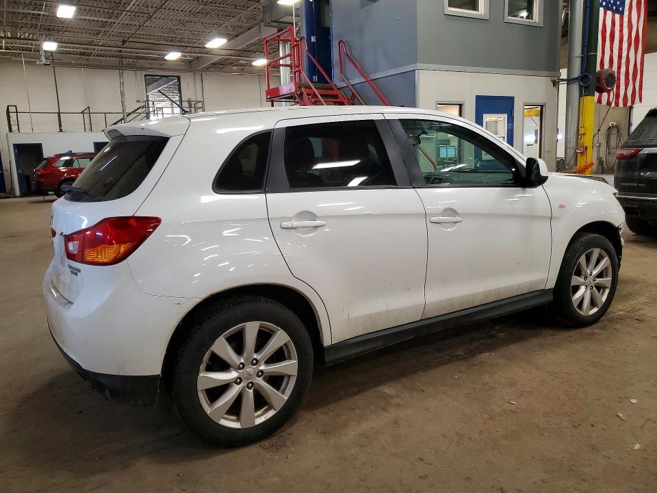 2014 Mitsubishi Outlander Sport es