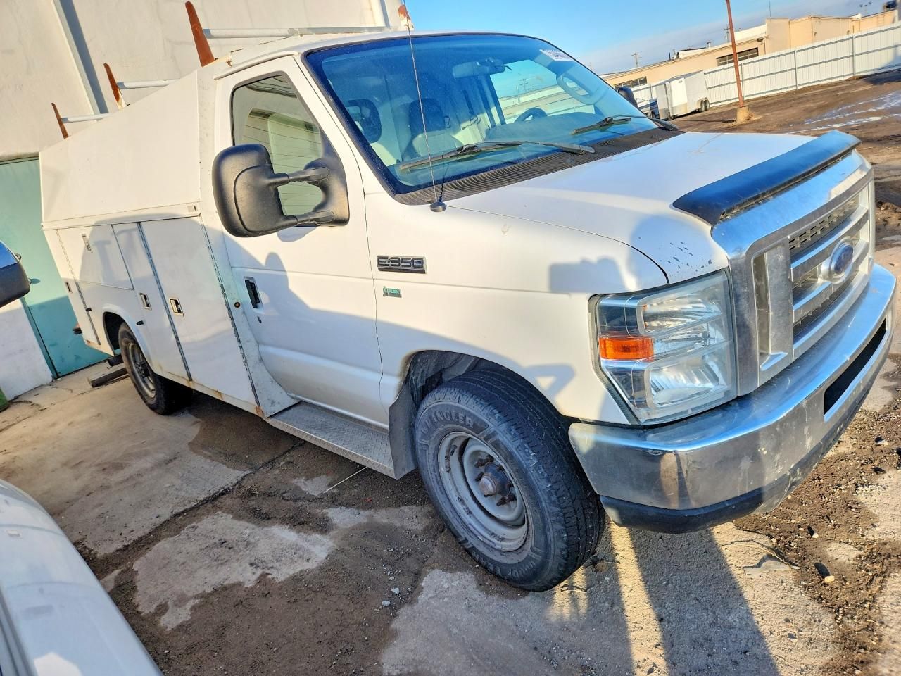 2013 Ford E350 Utility / Service Truck