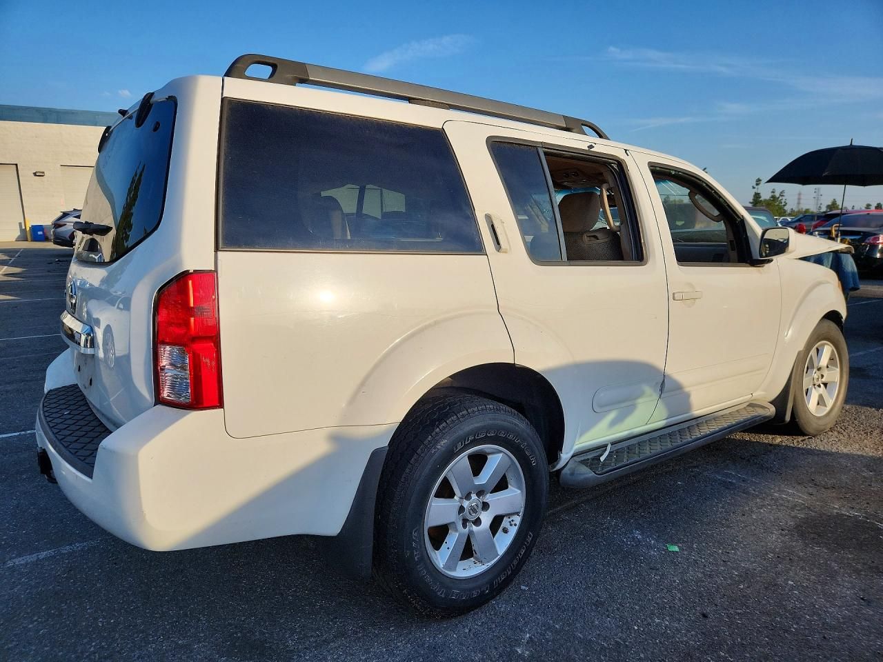 2012 Nissan Pathfinder s