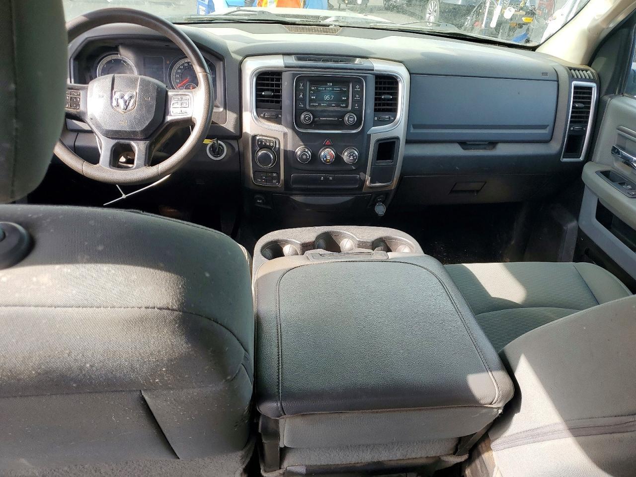 2019 Dodge Ram 1500 Classic slt