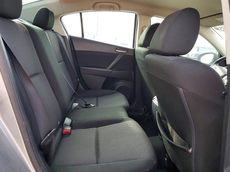 2013 Mazda 3 I