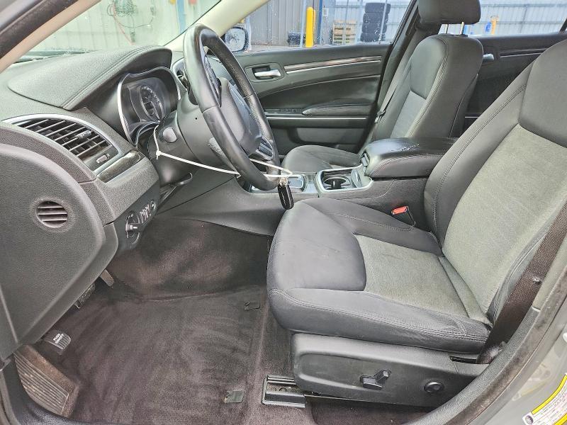 2018 Chrysler 300 Touring