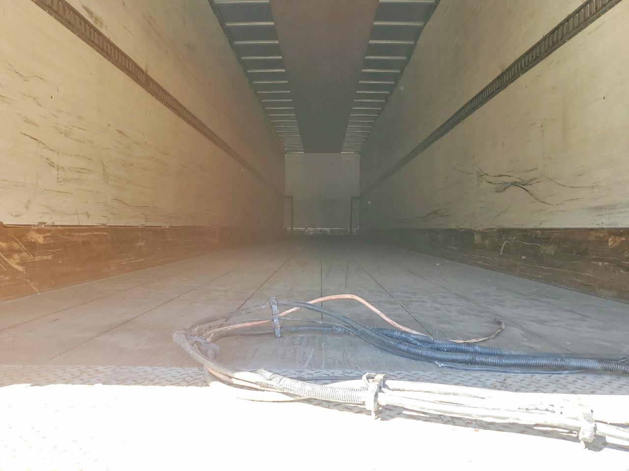 2009 Utility VS2DX DRY Van Trailer