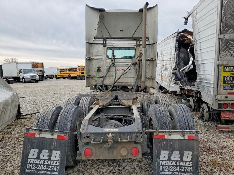 2011 Volvo Vnm Semi Truck