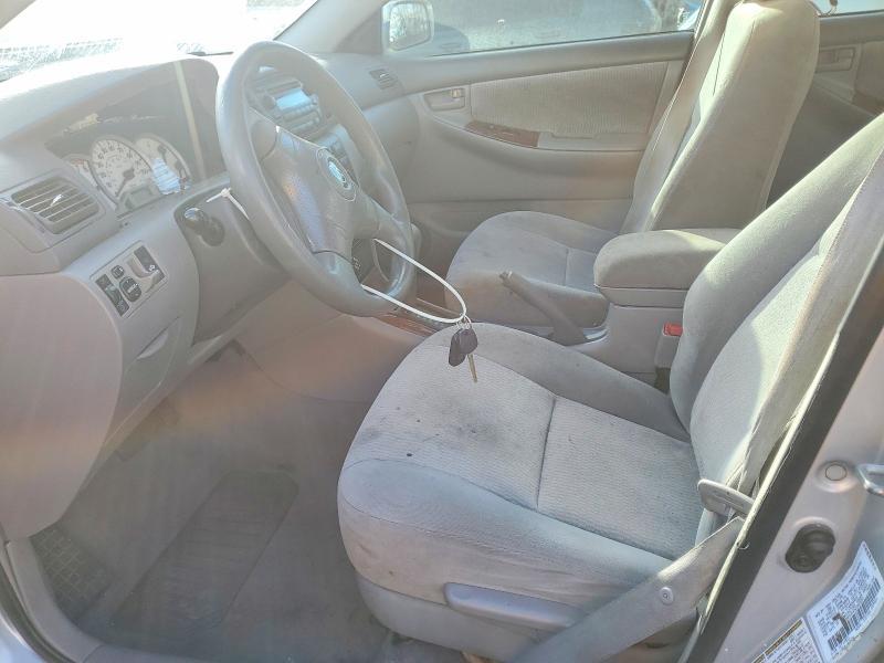 2005 Toyota Corolla le