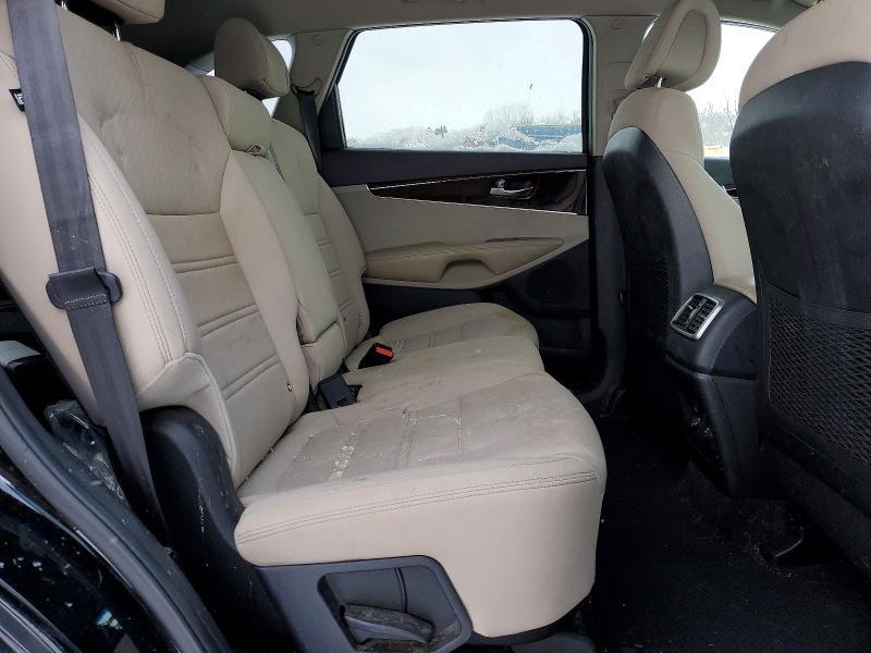 2016 KIA Sorento lx
