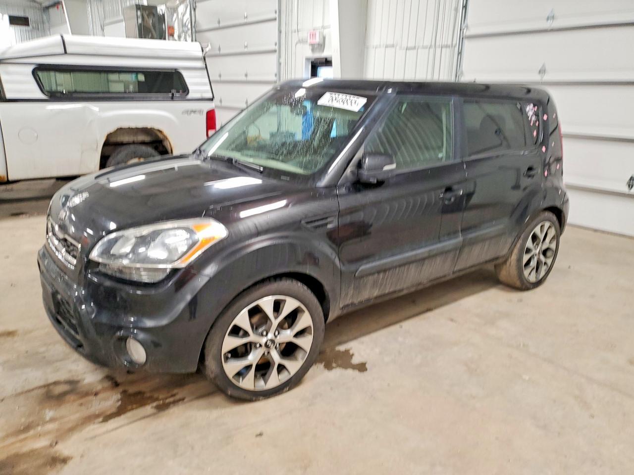 2013 KIA Soul +