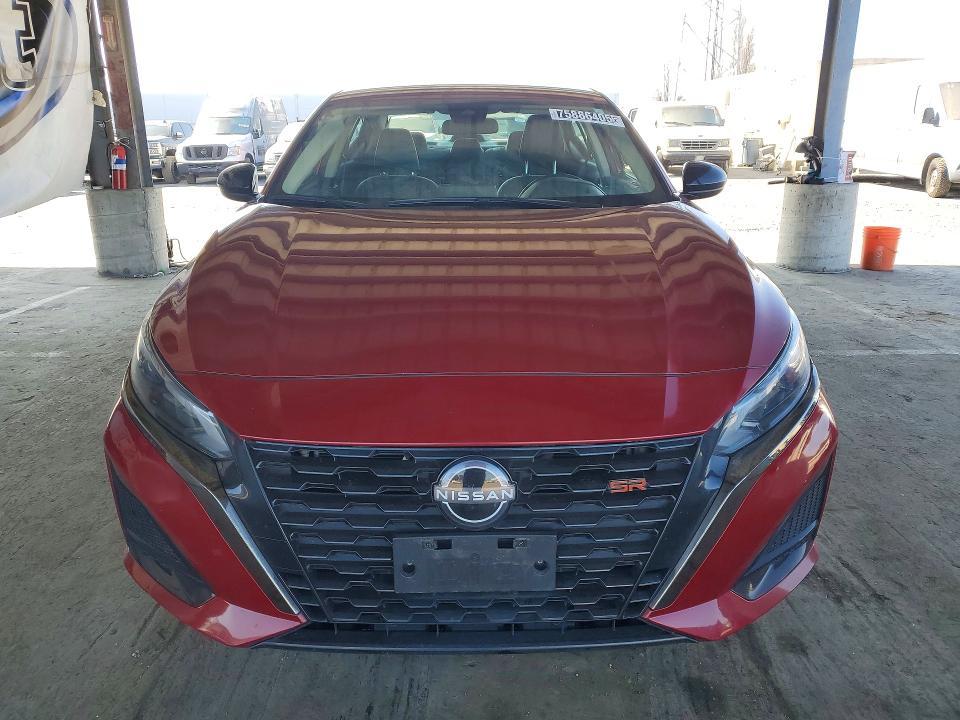 2024 Nissan Altima sr