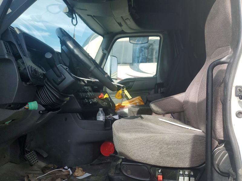 2018 International Lt625 Semi Truck