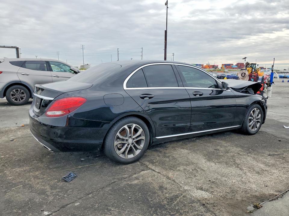 2016 Mercedes-Benz C300