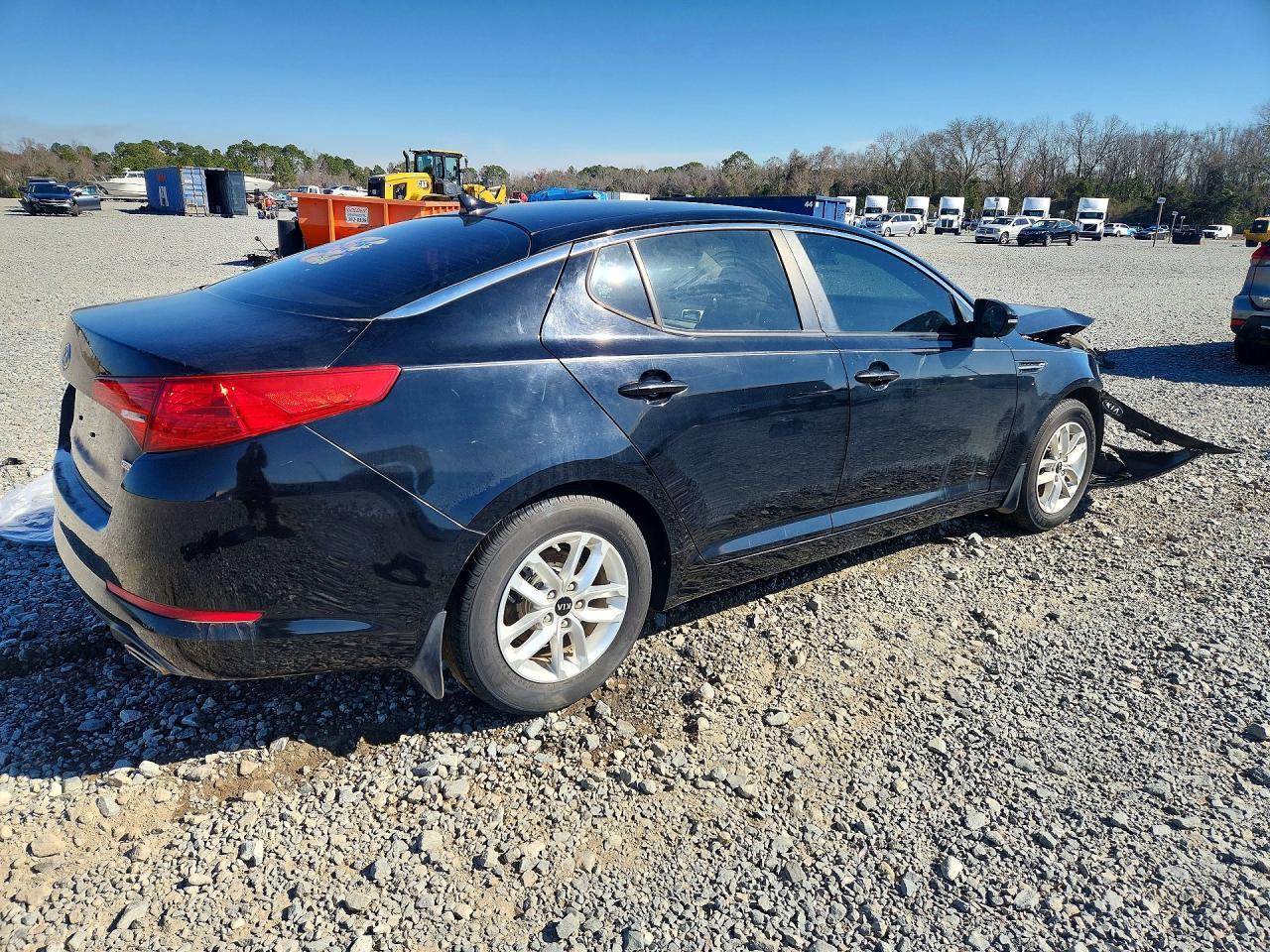 2011 KIA Optima lx