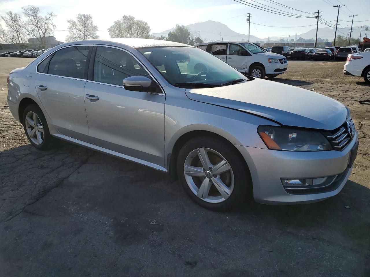 2015 Volkswagen Passat s