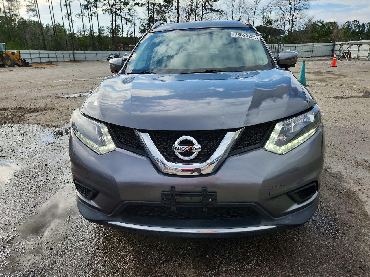 2016 Nissan Rogue sv