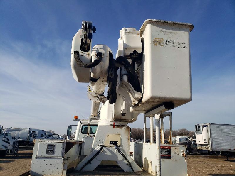 2015 Freigliner 2015 Freightliner Business Class M2 Bucket Truck