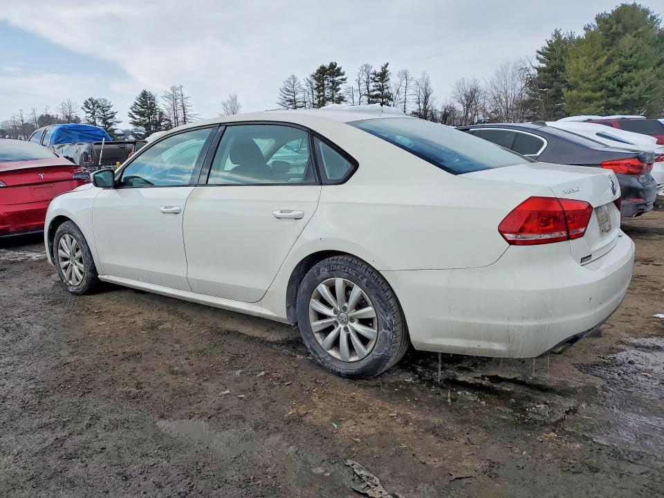 2013 Volkswagen Passat s