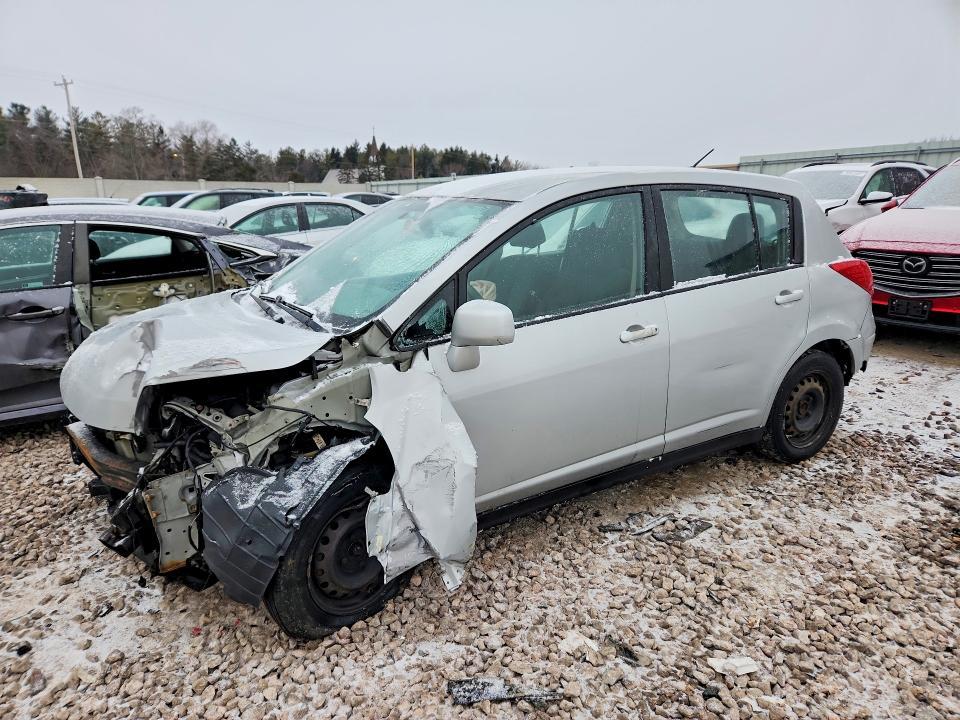 2012 Nissan Versa s
