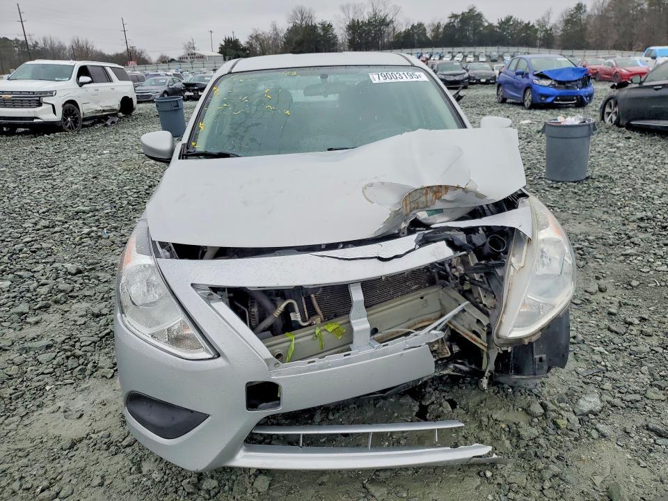 2016 Nissan Versa 1.6 sv