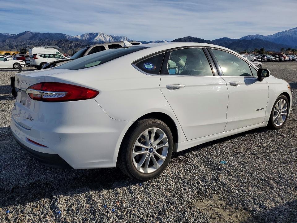 2019 Ford Fusion se