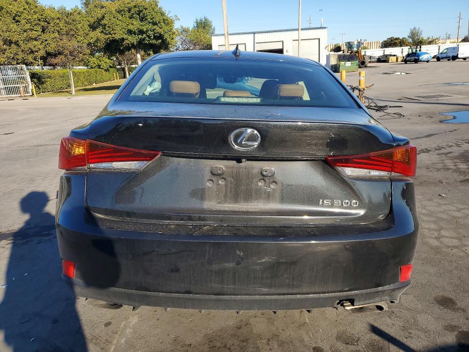 2018 Lexus Is 300