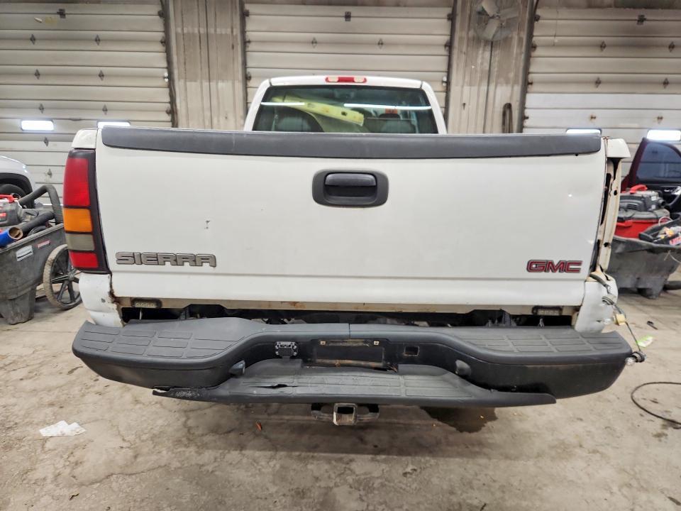 2005 GMC Sierra C2500 Heavy Duty