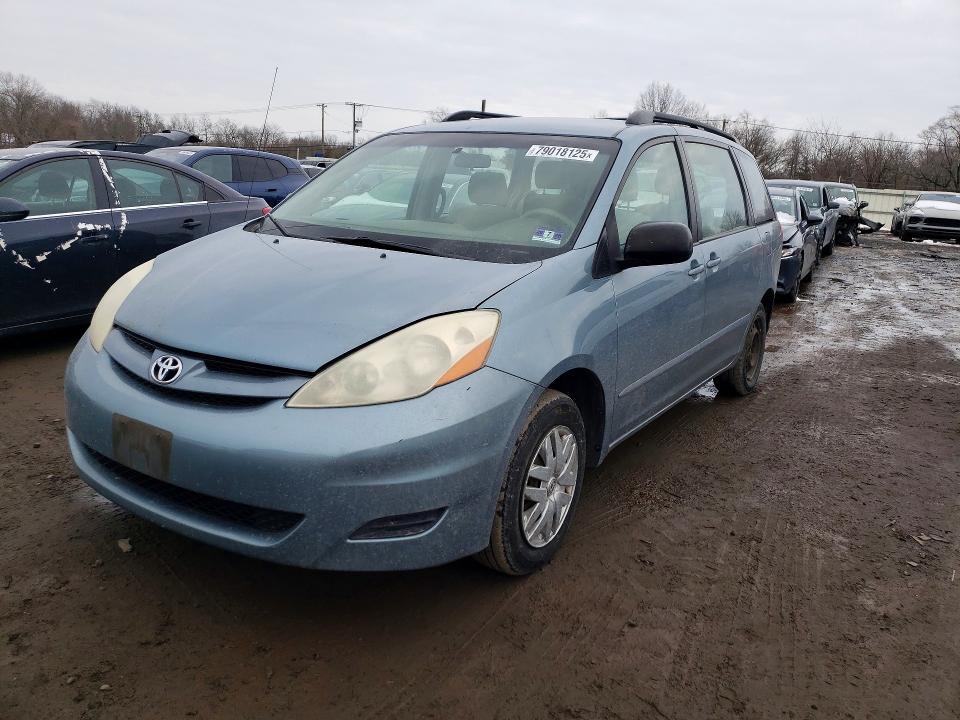 2006 Toyota Sienna ce 7 Passenger